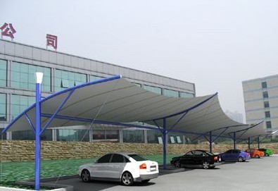 貴陽(yáng)活動(dòng)房?jī)r(jià)格及集裝箱活動(dòng)板房與圍欄全解析